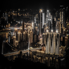 12998 - La ville la nuit