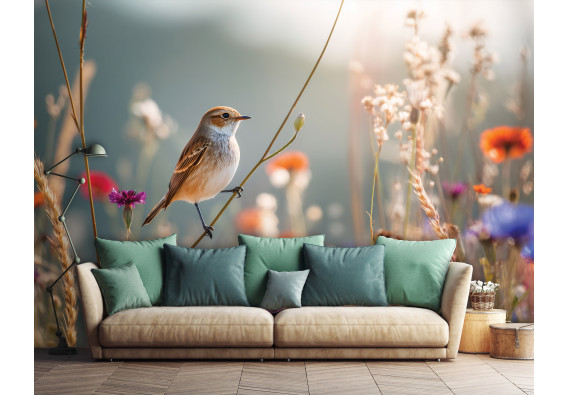 Papier peint mural représentant une prairie avec des oiseaux et des fleurs sauvages, dans des tons beige et orange, pour le salon ou la chambre à coucher